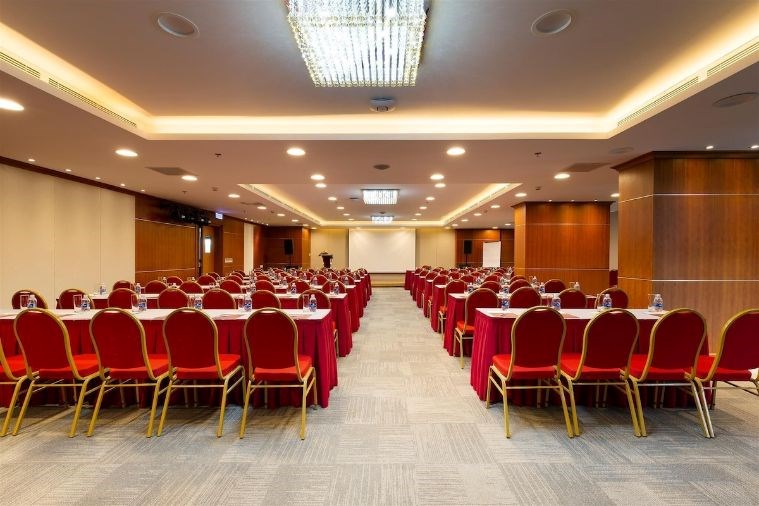  Comodo Nha Trang Hotel