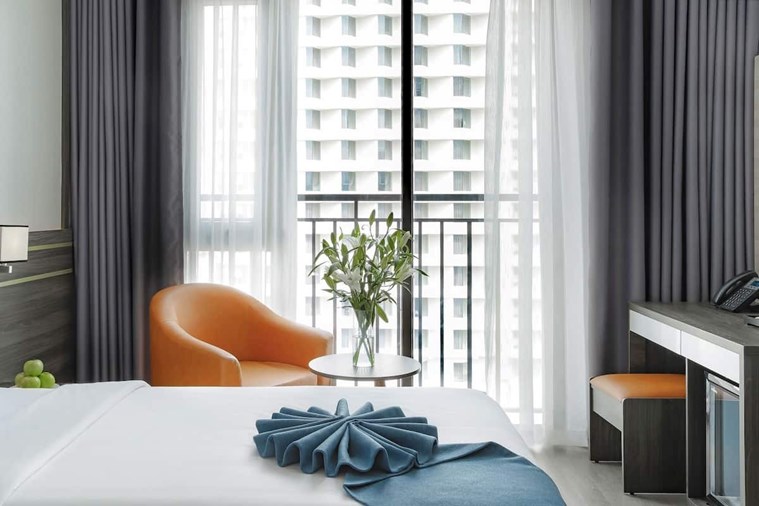 Deluxe with Sea View 