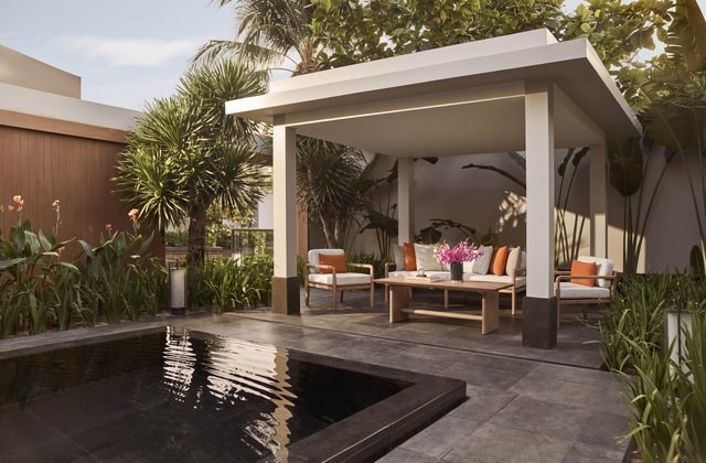 Phòng Four Bedroom Club Lagoon Pool Villa