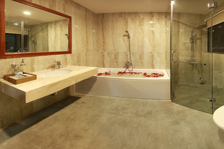 Suite Connecting Twin