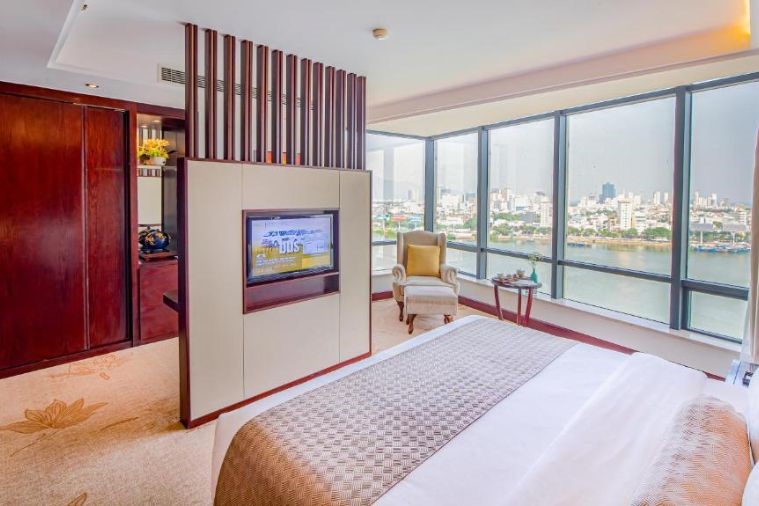 Phòng Grand Suite River View