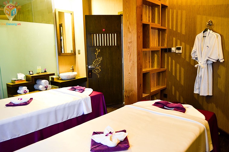 Holiday Beach Hotel Danang