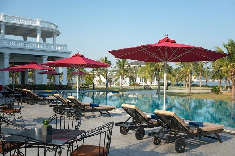 Khách sạn Paradise Suites Hạ Long