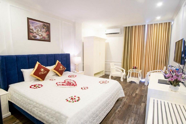 Khách sạn Ngọc Lan Hạ Long