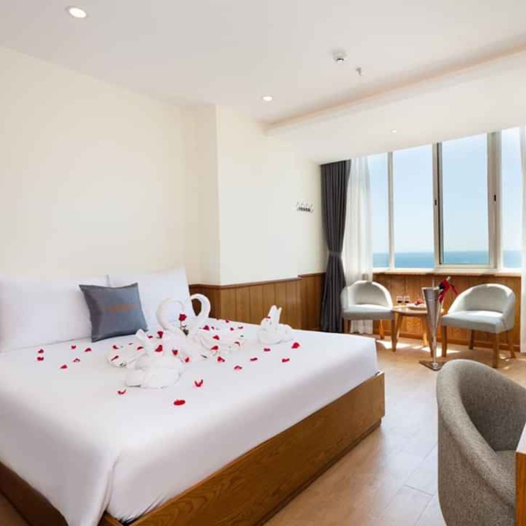 Khách Sạn Glory Nha Trang