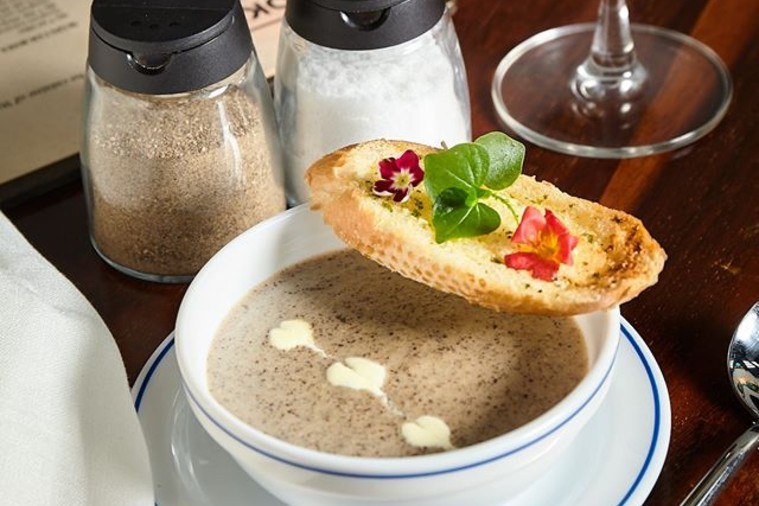 Son Tra Retreat – Garden Lounge & Eatery - Đà Nẵng