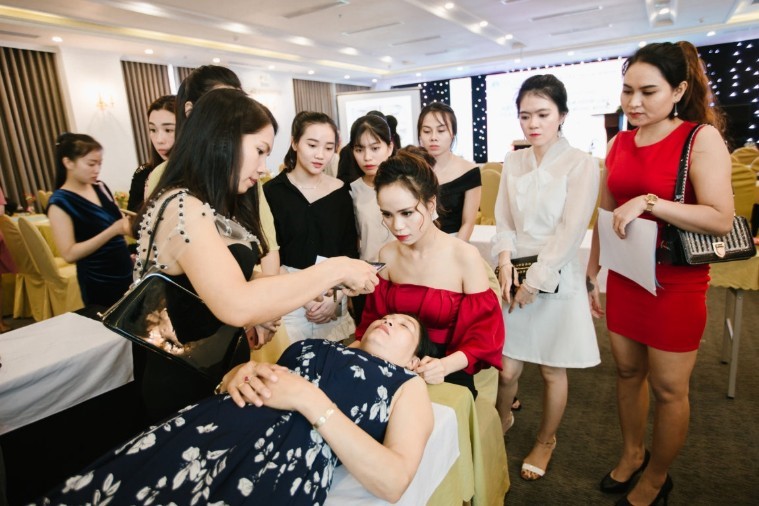 Snow White Spa - Đà Nẵng