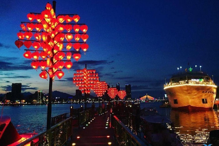 Cầu Tình Yêu - Đà Nẵng