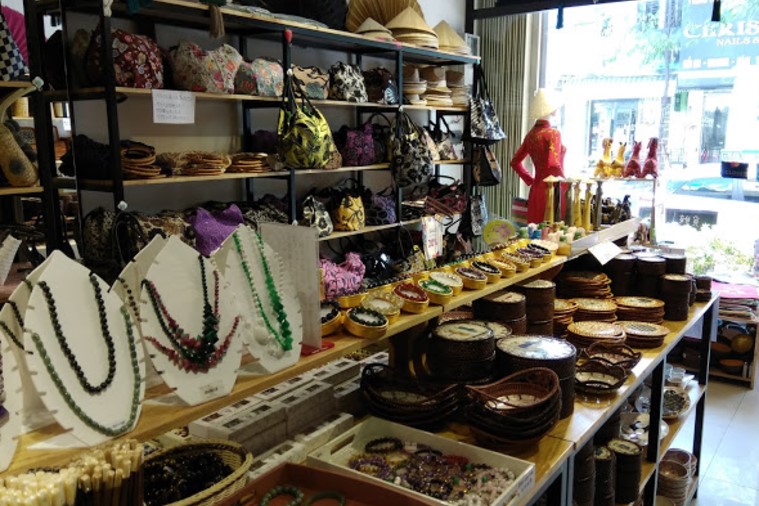 Cỏ May Coffee & Souvenir Shop - Đà Nẵng