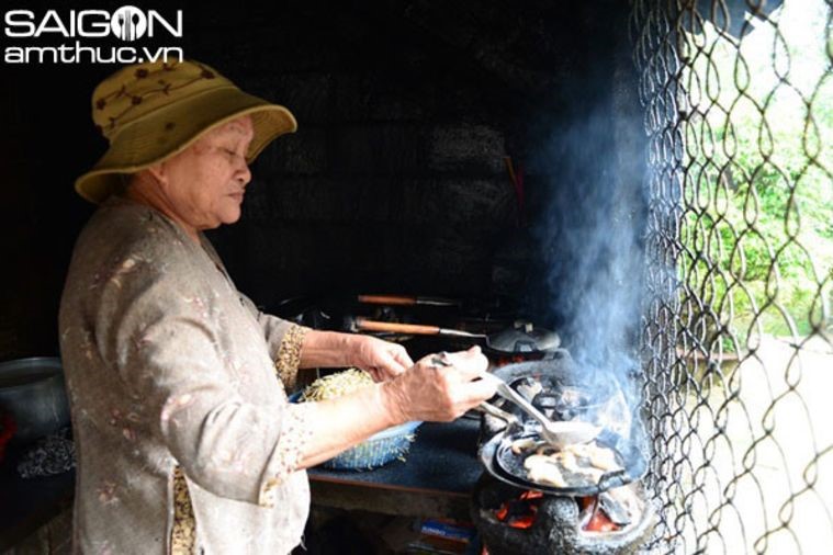 Bánh Xèo Cô Năm - Quy Nhơn