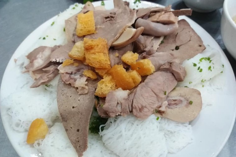 Quán Mẫn - Bánh Hỏi Lòng Heo - Quy Nhơn