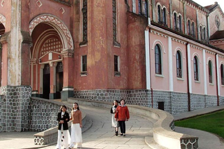  Nhà Thờ Con Gà - Đà Lạt