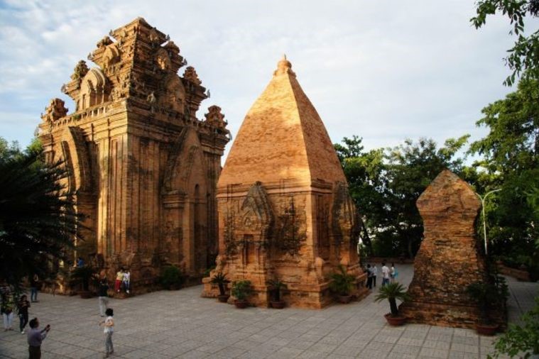 Tháp Bà Ponagar - Nha Trang