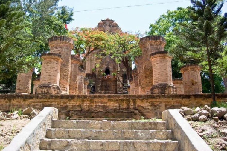 Tháp Bà Ponagar - Nha Trang