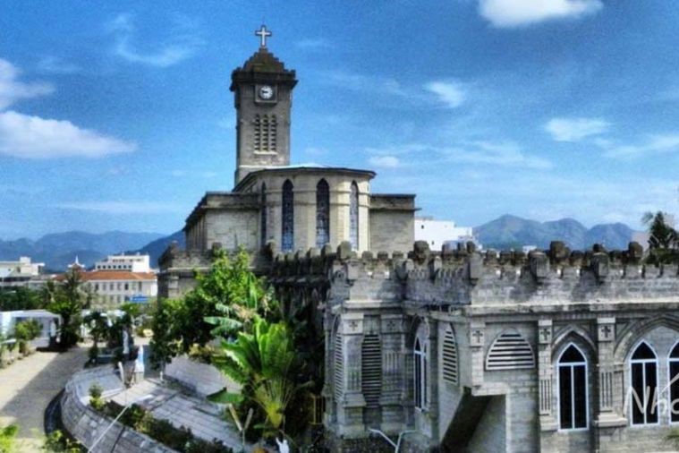 Nhà Thờ Đá - Nha Trang