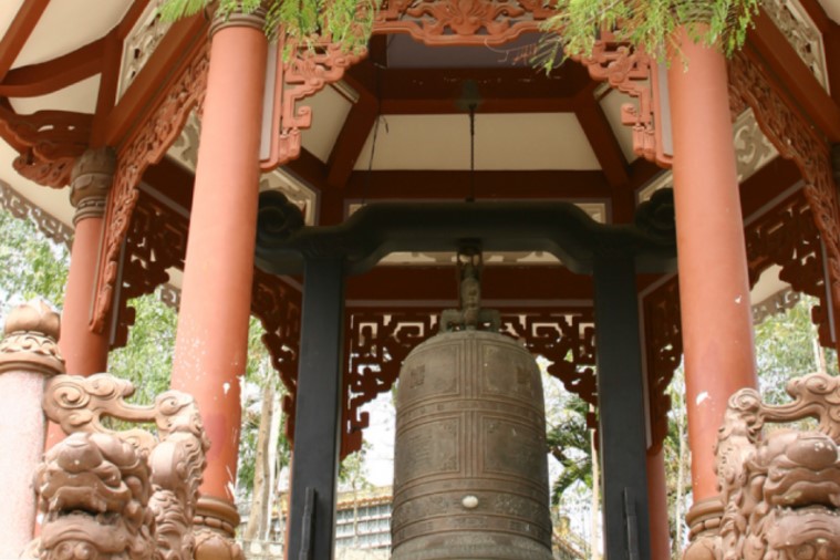 Chùa Long Sơn - Nha Trang