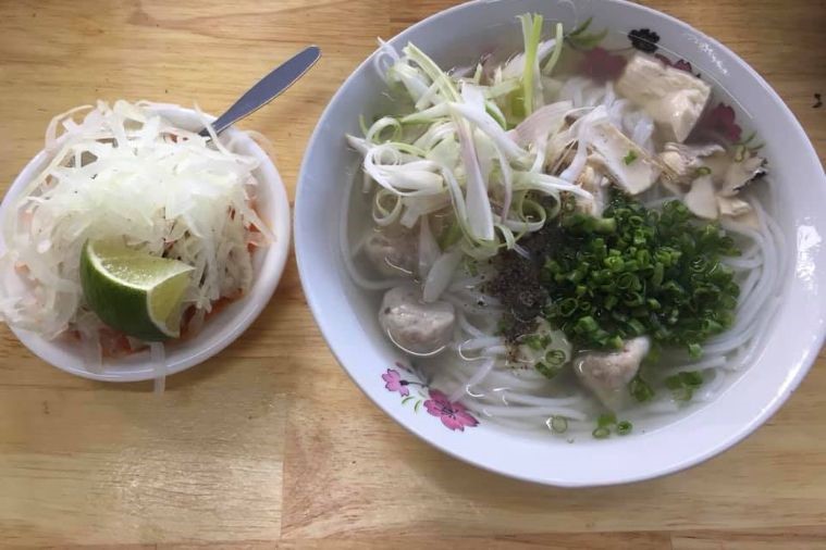 Bánh Canh Bà Thừa - Nha Trang