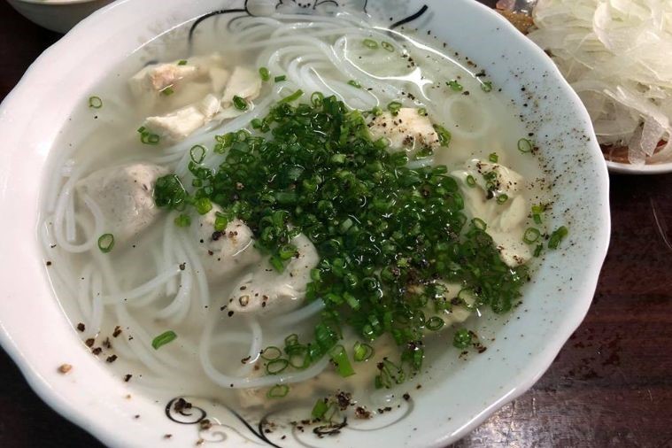 Bánh Canh Bà Thừa - Nha Trang