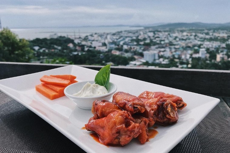Chuồn Chuồn Sky Bar - Phú Quốc
