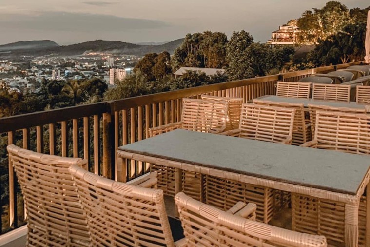 Sơn Trà Hill's 1973 Bistro & Lounge - Phú Quốc