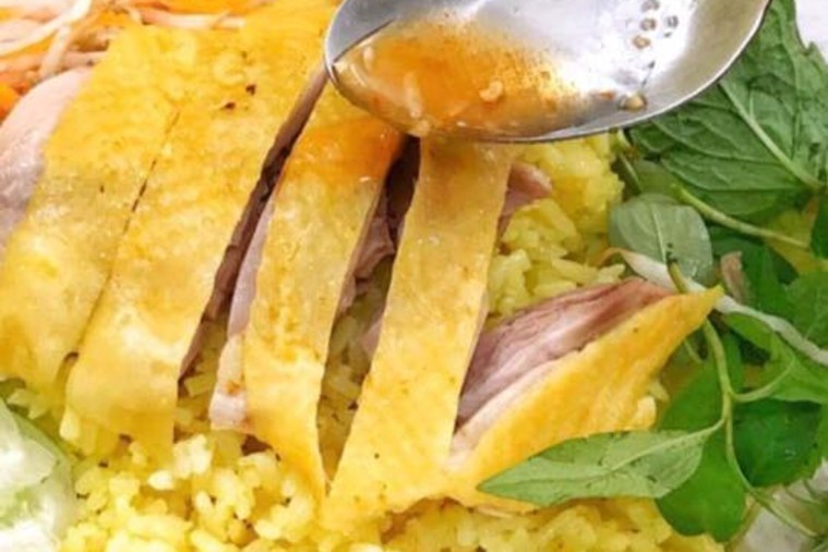 Cơm gà Tuyết Nhung- Phú Yên