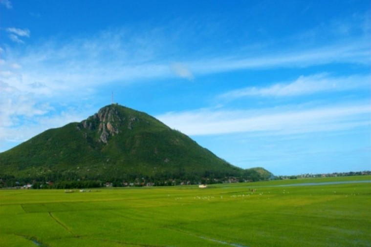 Núi Chóp Chài - Phú Yên