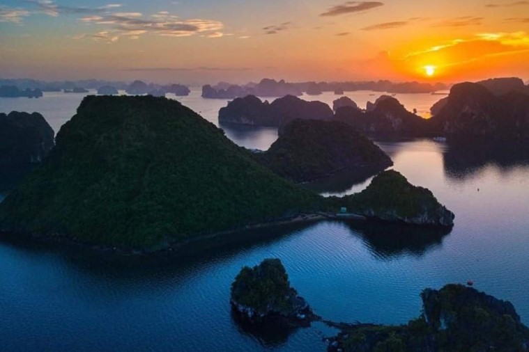 Vịnh Bái Tử Long - Hạ Long