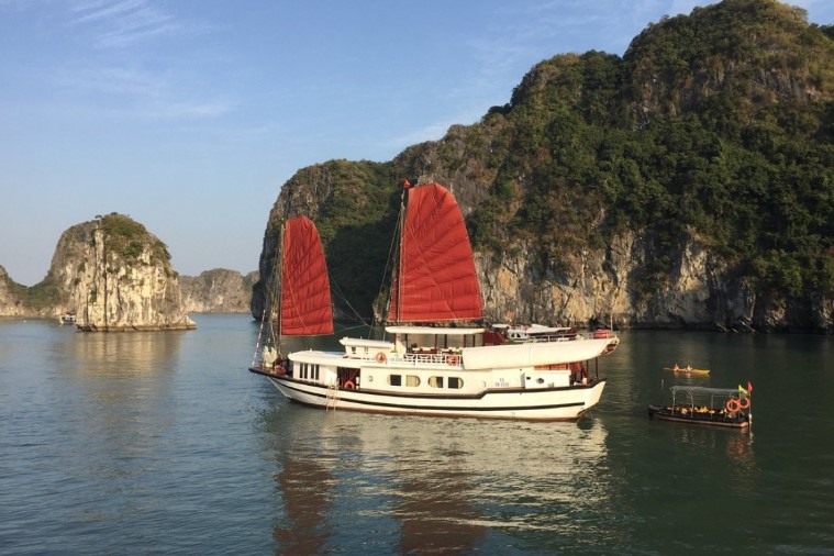 Vịnh Bái Tử Long - Hạ Long