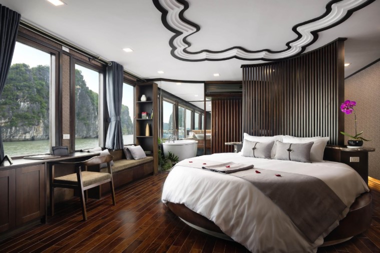 Vịnh Bái Tử Long - Hạ Long