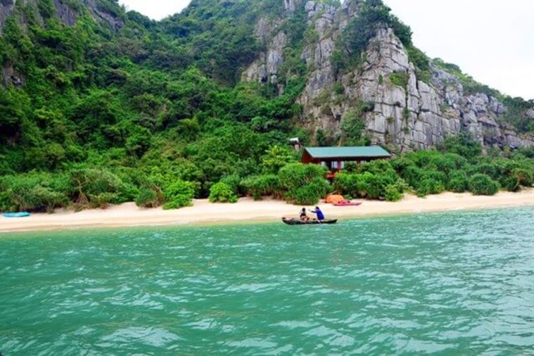 Đảo Mắt Rồng - Hạ Long