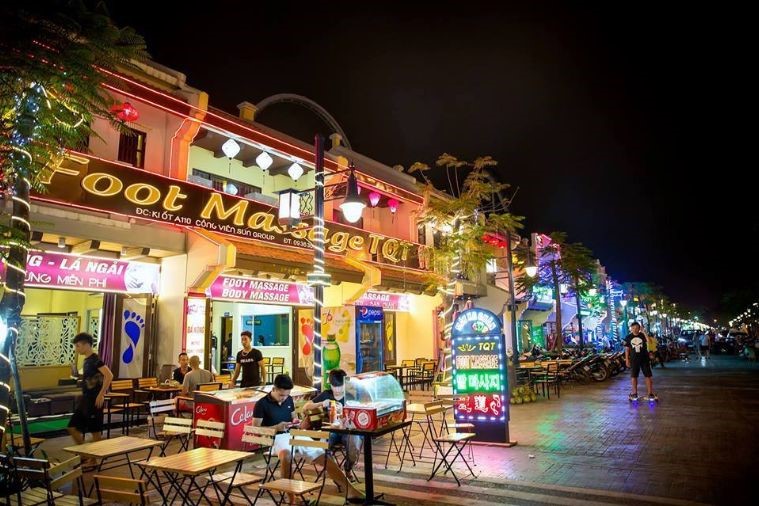 Phố Cổ Bãi Cháy Hạ Long - Hạ Long