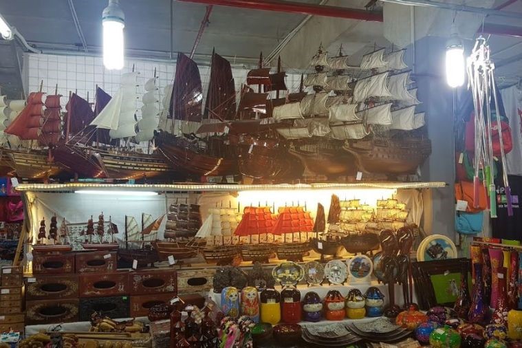 Chợ đêm Hạ Long Marine - Hạ Long