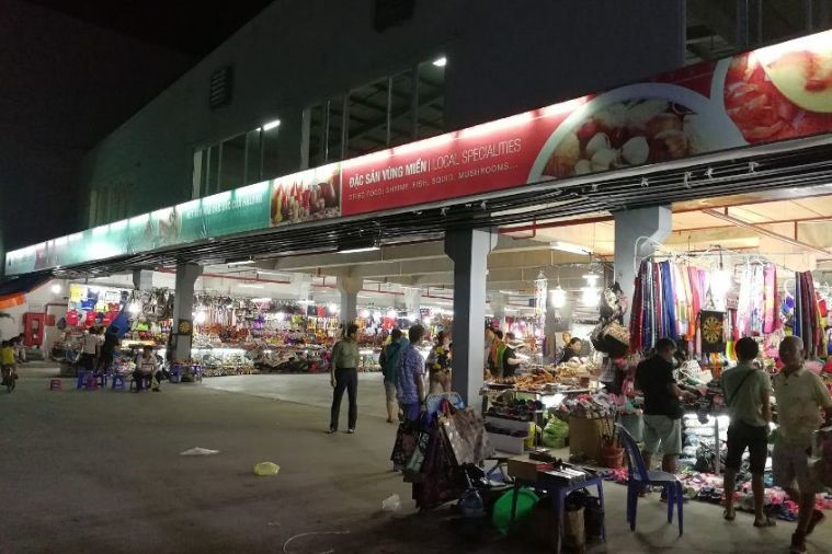 Chợ đêm Hạ Long Marine - Hạ Long