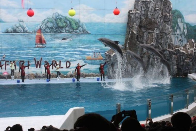 Bán đảo Tuần Châu - Hạ Long