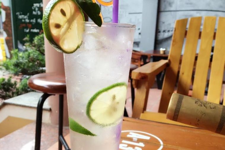 Wander Station – Cake & Coffee - Hạ Long