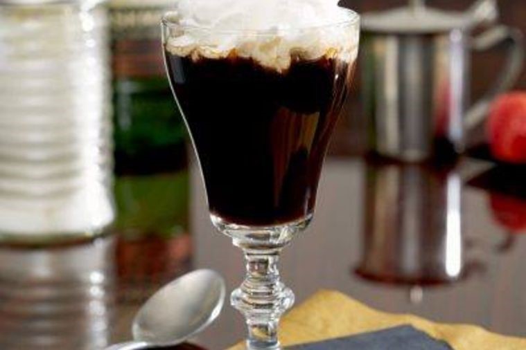 Wander Station – Cake & Coffee - Hạ Long