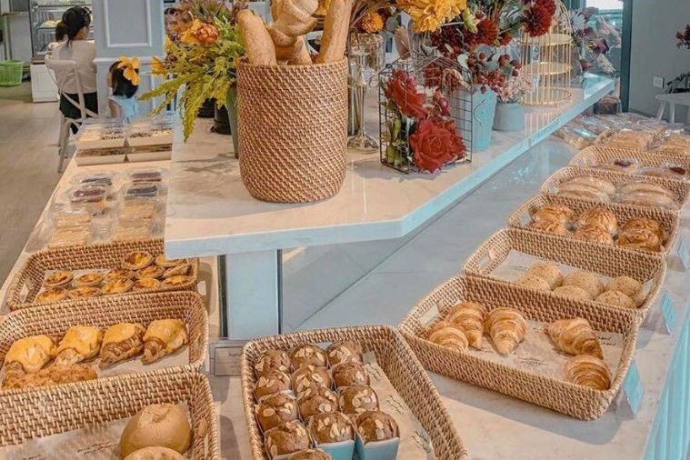 Miam Miam Bread & Cafe - Hạ Long