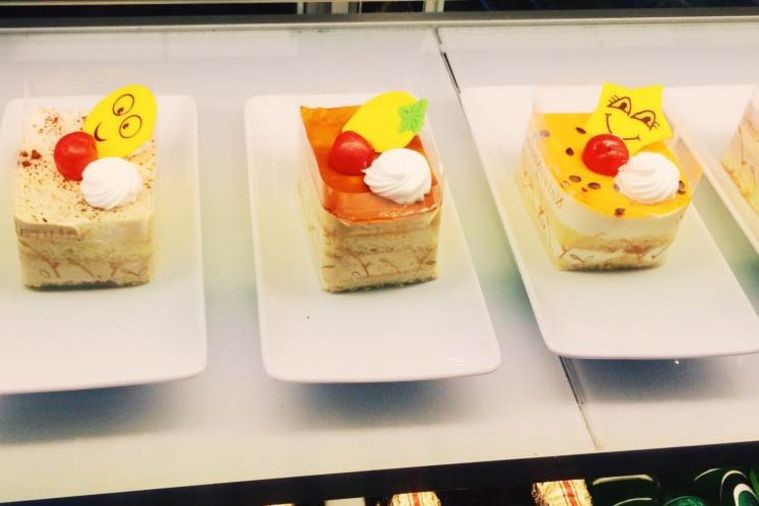 Dung Anh Coffee & Bakery - Hạ Long