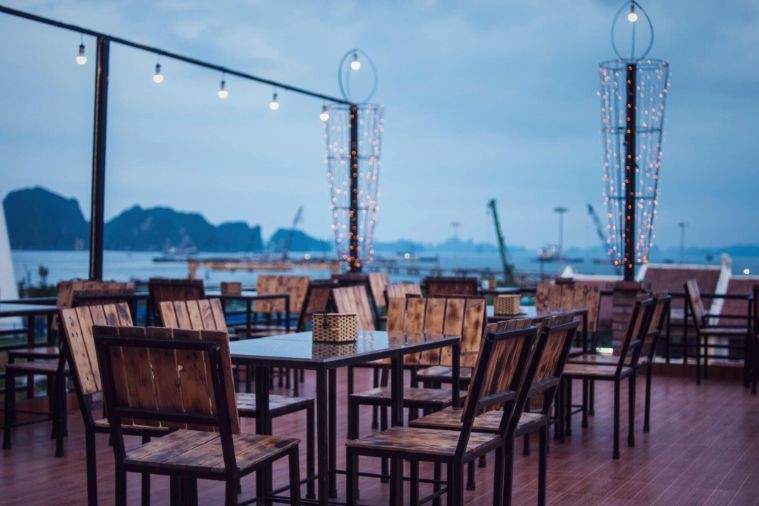 Cafe Xưa & Nay - Hạ Long