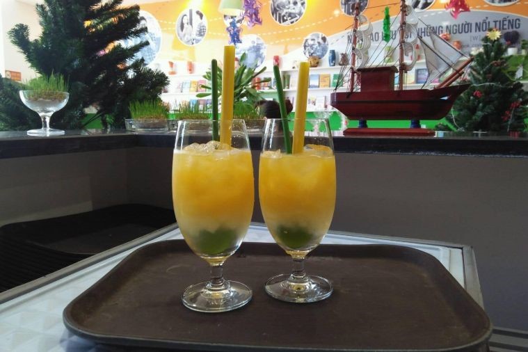 Book Cafe Phương Nam - Hạ Long