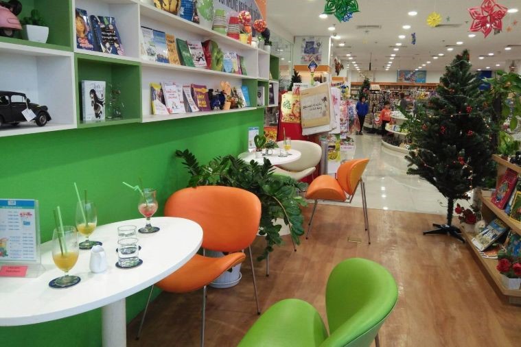 Book Cafe Phương Nam - Hạ Long