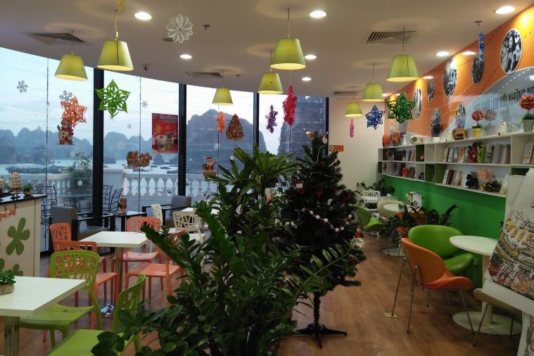 Book Cafe Phương Nam - Hạ Long