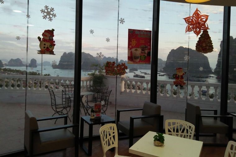 Book Cafe Phương Nam - Hạ Long