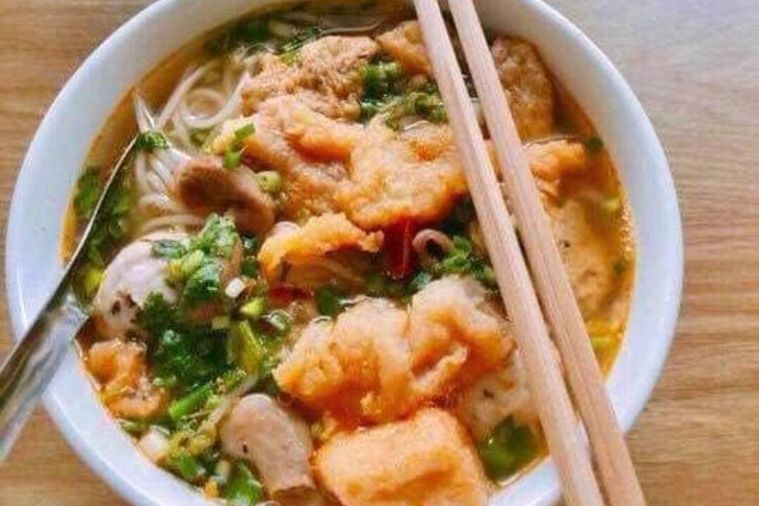 Ngự Uyển - Bún Cá Cay - Hạ Long