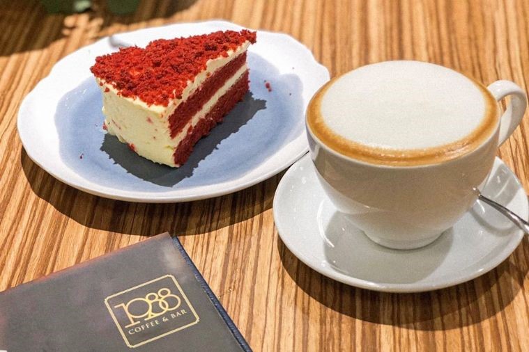 1988 Coffee & Bar - Hạ Long