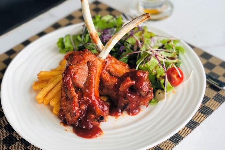 1988 Coffee & Bar - Hạ Long