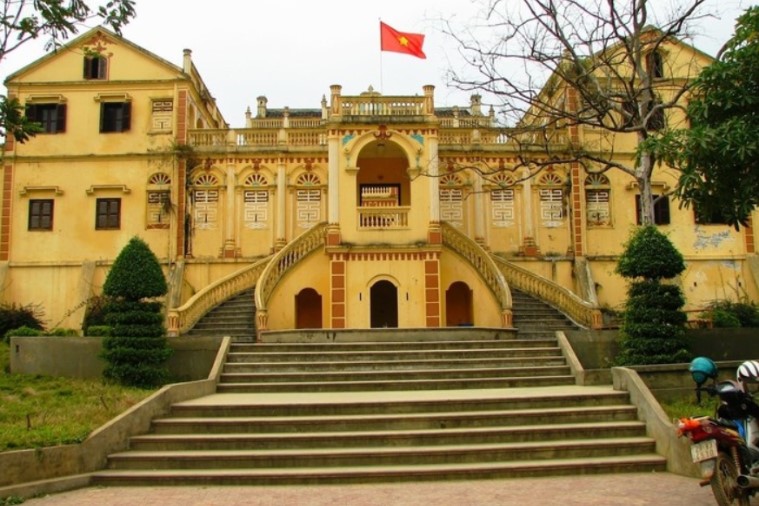 Dinh Hoàng A Tưởng - Sapa