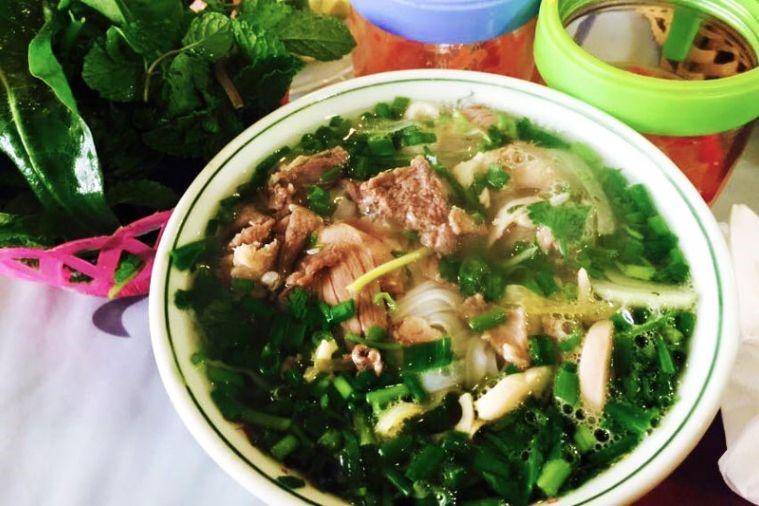 Quán Phở Tùng Hà Nội - Sapa