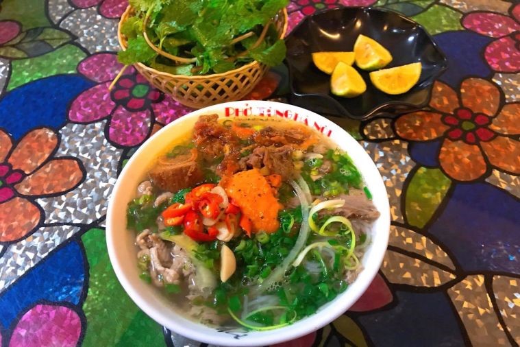 Quán Phở Tùng Hà Nội - Sapa