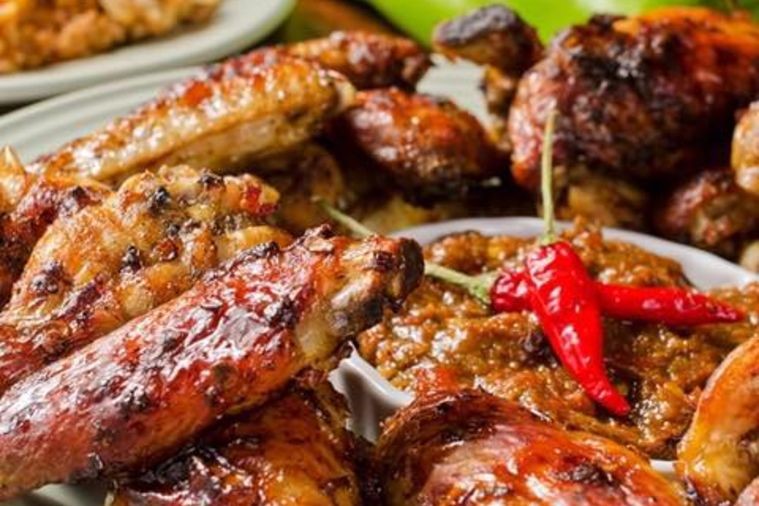 Chân gà nướng phố 8 - Ninh Bình